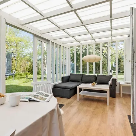 3 Bedroom Cozy In Sjaellands Odde * Tjørneholm